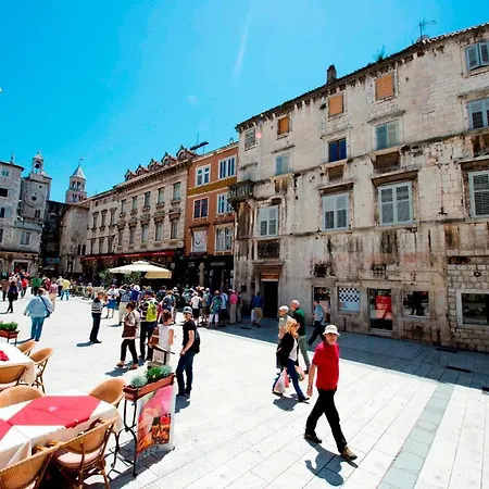 Apartment Nives Split