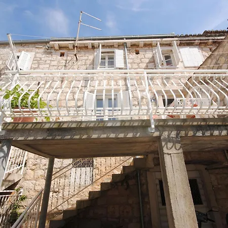 Apartment Nives Vis